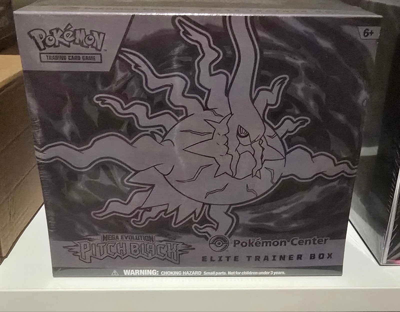 Pitch Black Pokemoncenter Elite Trainer Box, Ophalen