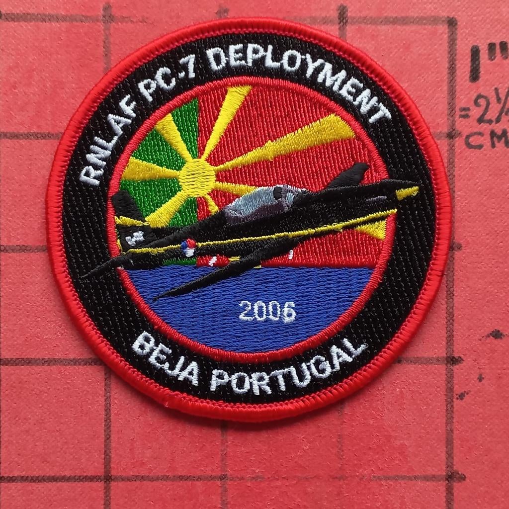 KLU PATCH RNLAF PC-7 DEPLOYMENT WOENSDRECHT BEJA PORTUGAL, Verzamelen, Militaria | Algemeen, Luchtmacht, Embleem of Badge, Nederland
