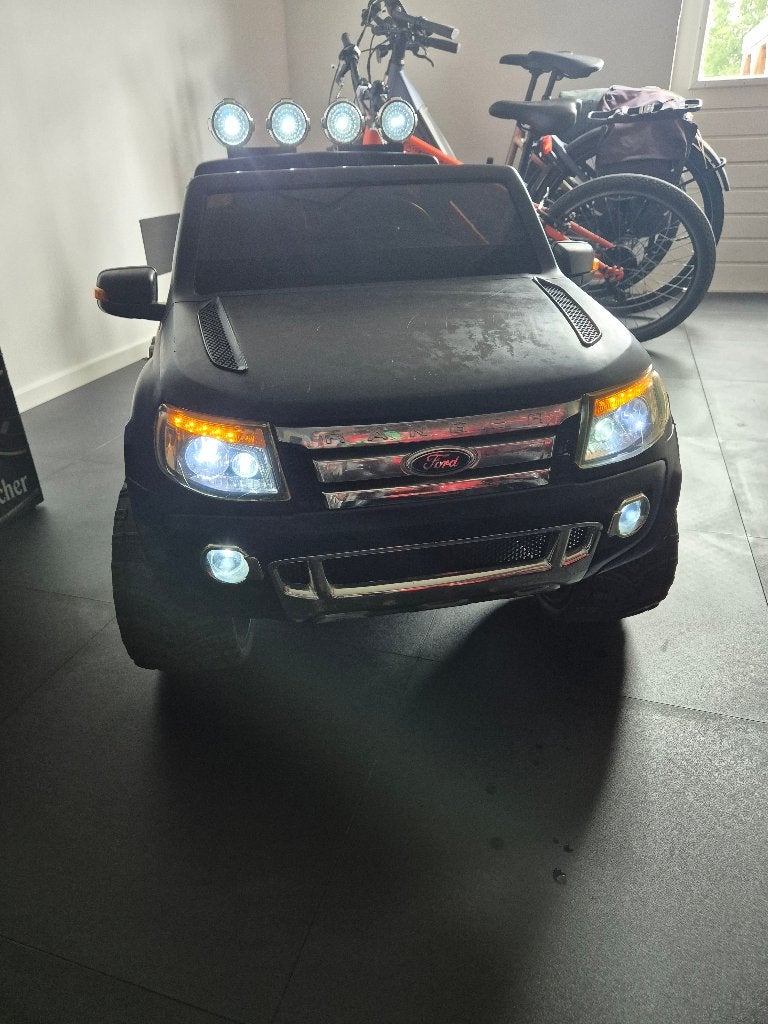 Ford Ranger 4x4 elektrische kinderauto 12V, Ophalen of Verzenden, Gebruikt