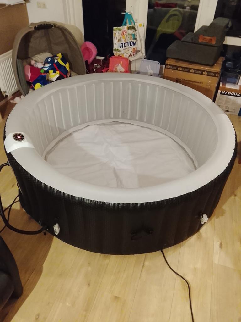 Arebos Santorini jacuzzi 6 persoons ZGAN, Kohln, ., Ophalen of Verzenden, Zo goed als nieuw