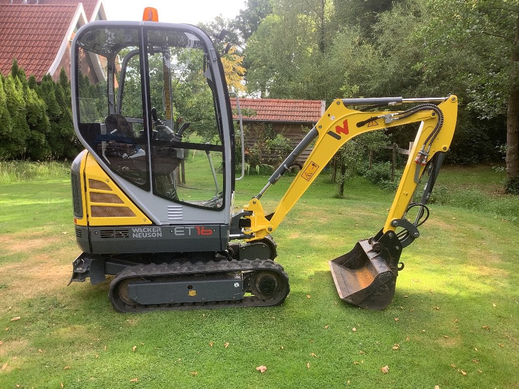 Wacker Neuson ET16 minigraver 2024 nieuwstaat 407 draaiuren, Zakelijke goederen, Machines en Bouw | Kranen en Graafmachines, Ophalen