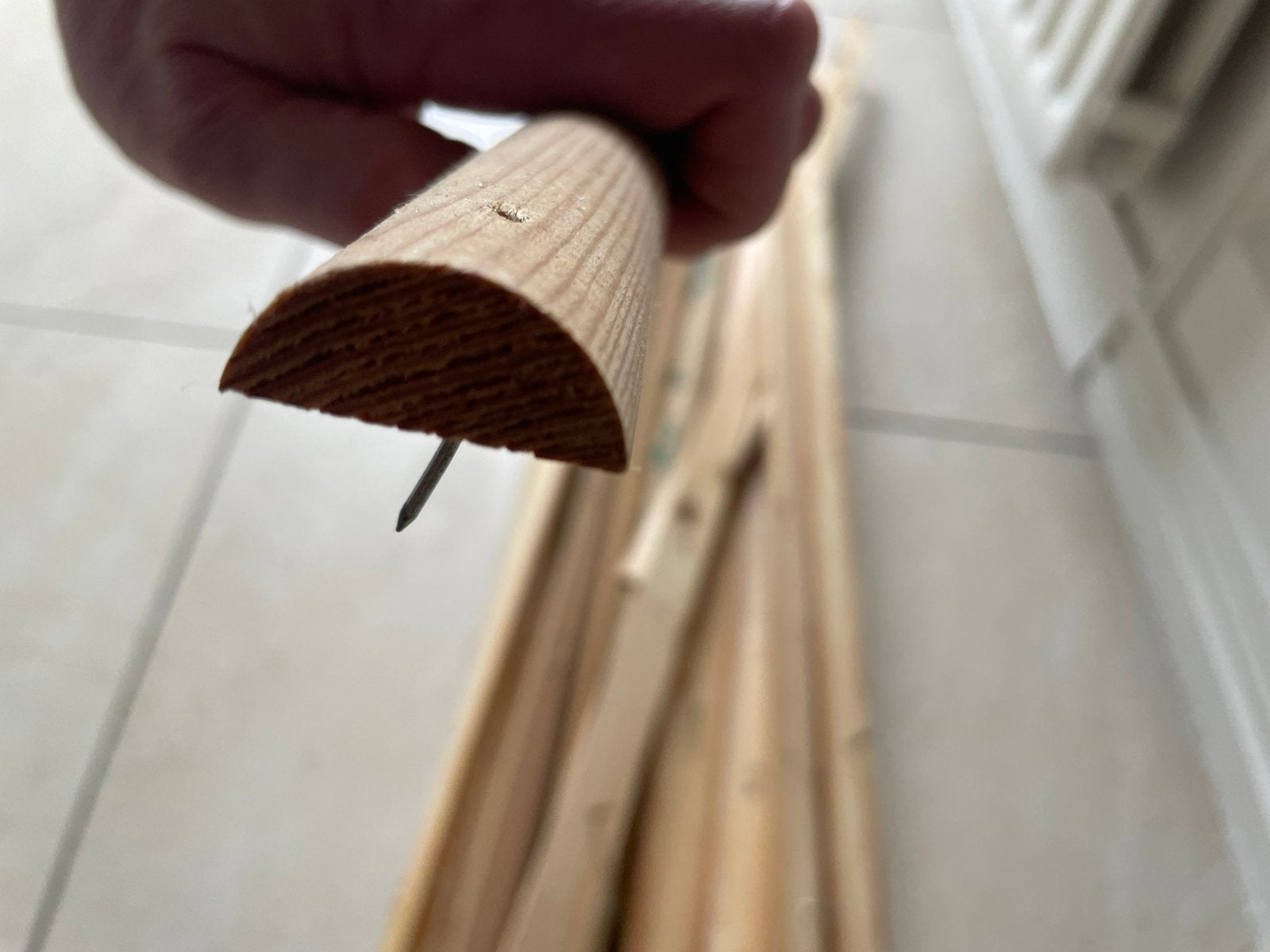 Gratis af te halen halfronde latjes voor tapijt op trap, Ophalen, Minder dan 50 cm, Gebruikt, Bruin