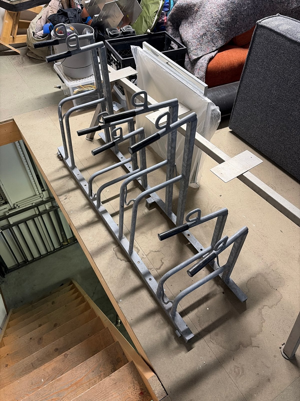 Fietsenrek voor 4 fietsen - 2 hoog, 2 laag, Fietsen en Brommers, Ophalen, Gebruikt