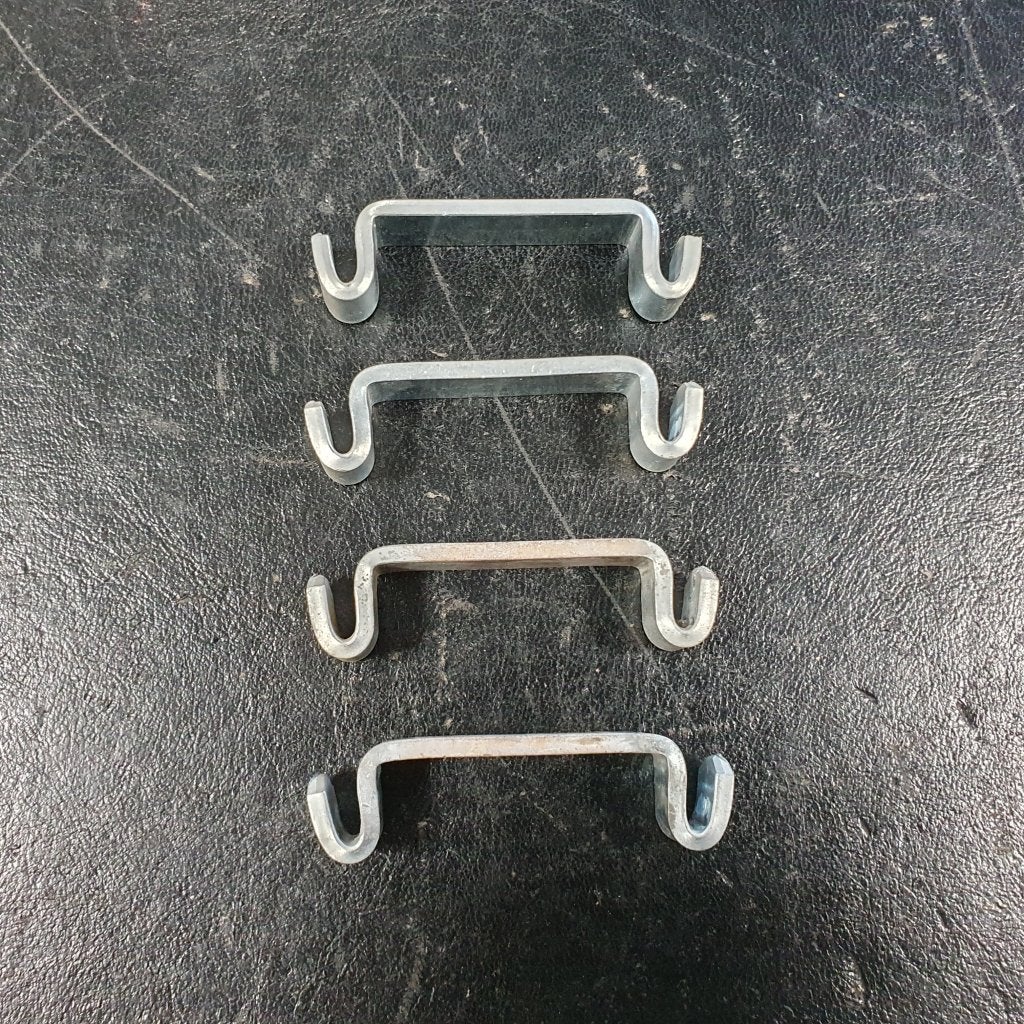 4x Bruynzeel metalen legbord haakje Legbordhaken, legbordha, Niet ingevuld, Gebruikt, Niet ingevuld, Niet ingevuld