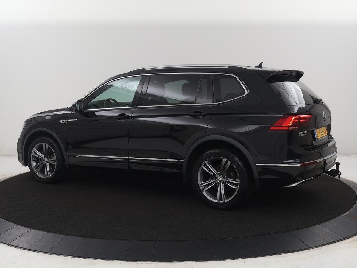 Volkswagen Tiguan Allspace 1.5 TSI Highline Business R | Led, 150 pk, Zwart, Origineel Nederlands, Bedrijf