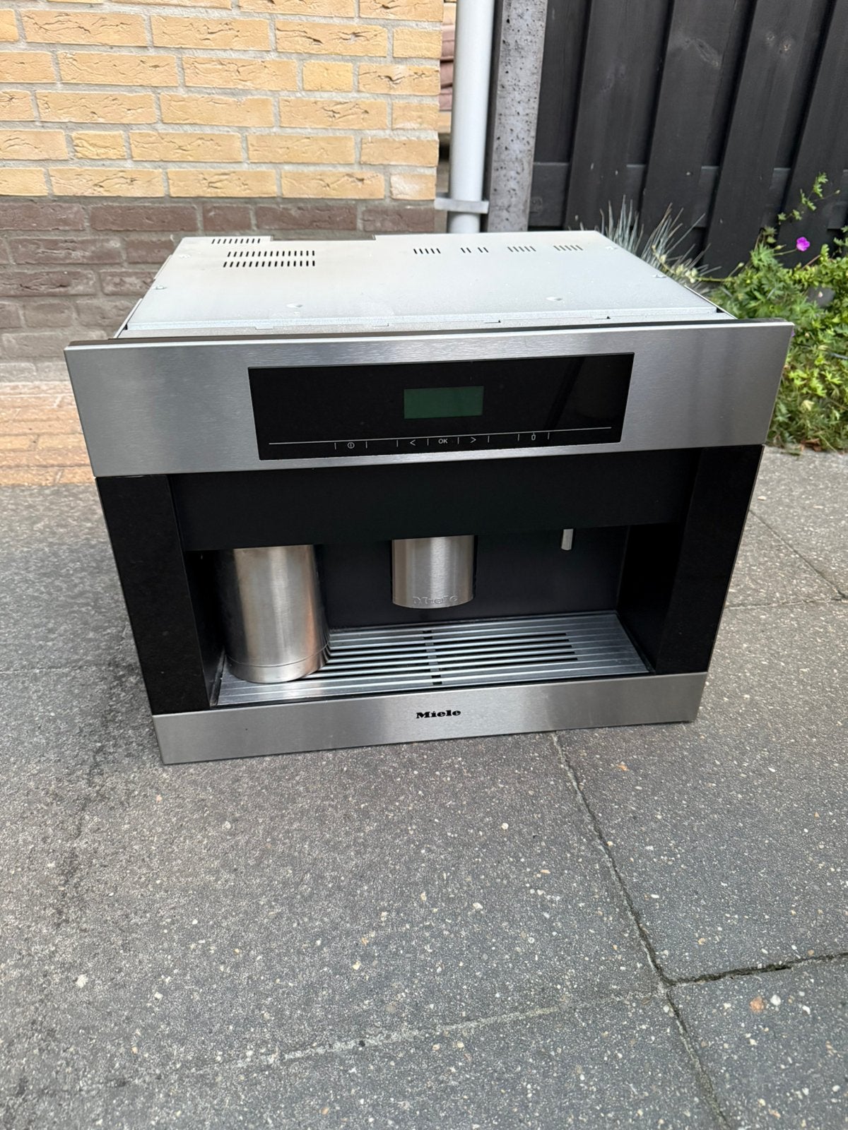 (defect) Miele CVA 5065 inbouw koffiezetapparaat, Ophalen, Zo goed als nieuw, Koffiemachine