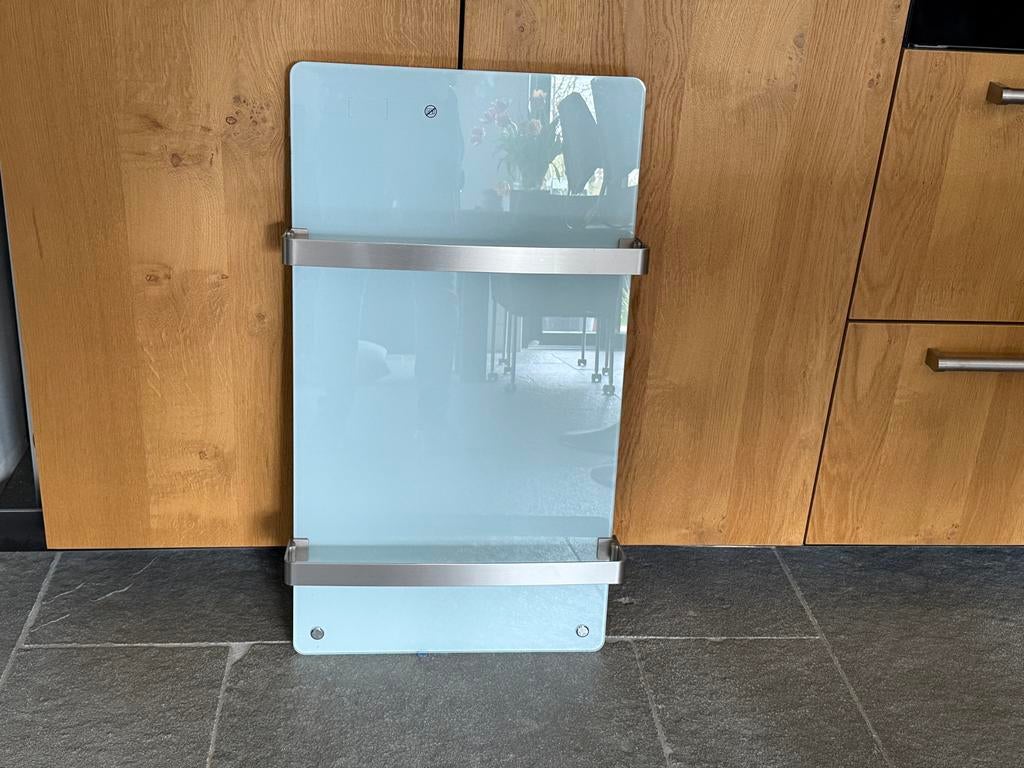 Eurom Sani 400 Glazen Paneelverwarming met Handdoekrek, Ophalen, Radiator, Minder dan 60 cm, Zo goed als nieuw