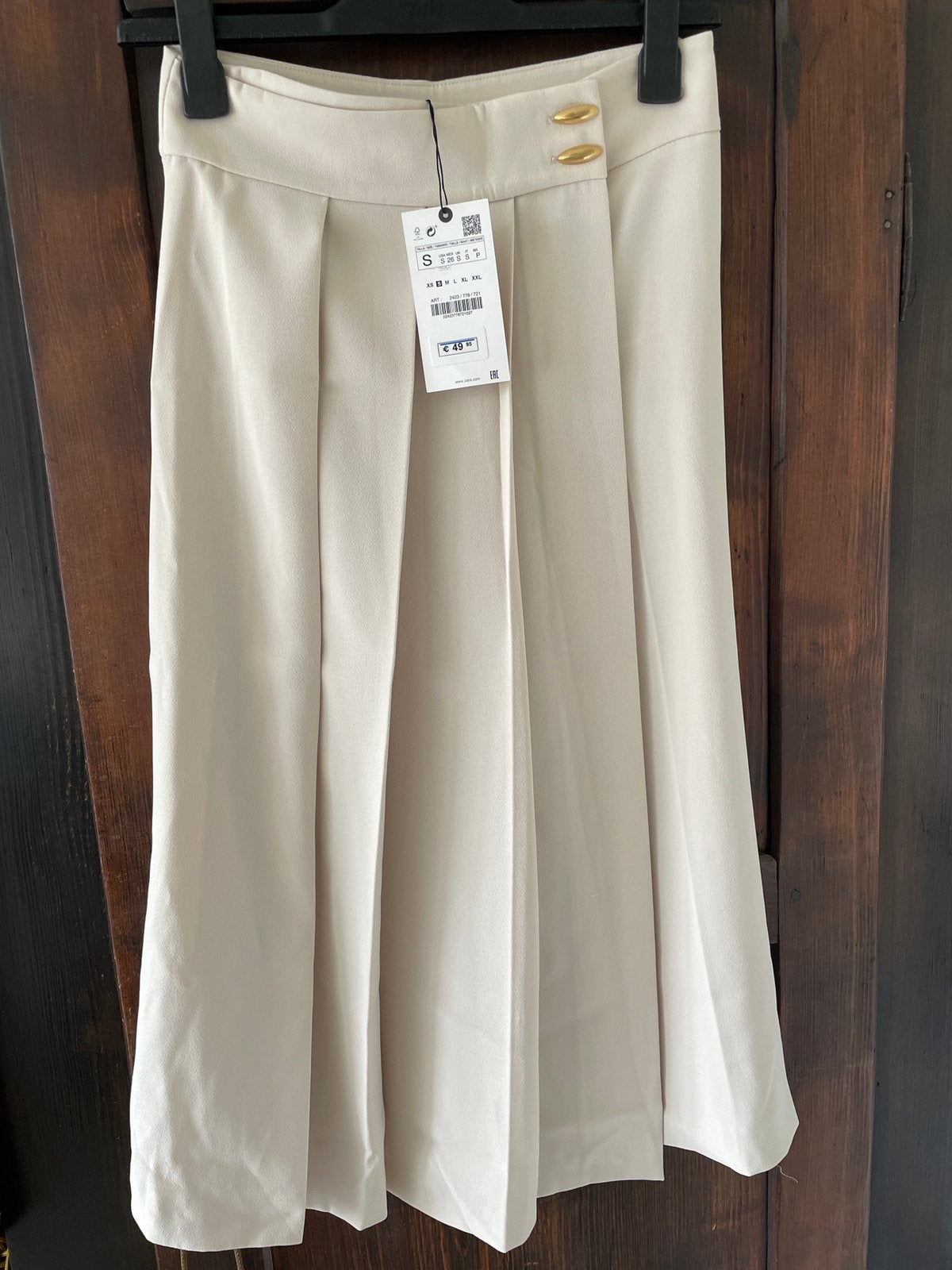Nieuw met prijskaartje crèmekleur broekrok van Zara maat S, Wit, Nieuw, Ophalen of Verzenden, Driekwart