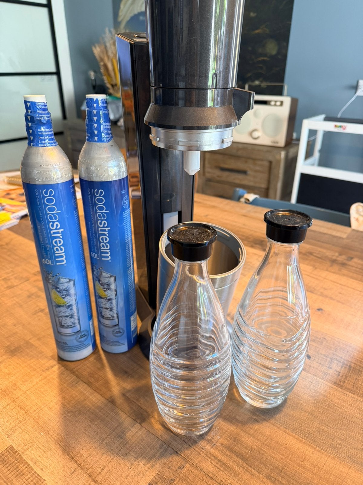 Sodastream crystal pakket inclusief 2 nieuwe cilinders., Ophalen of Verzenden, Zo goed als nieuw