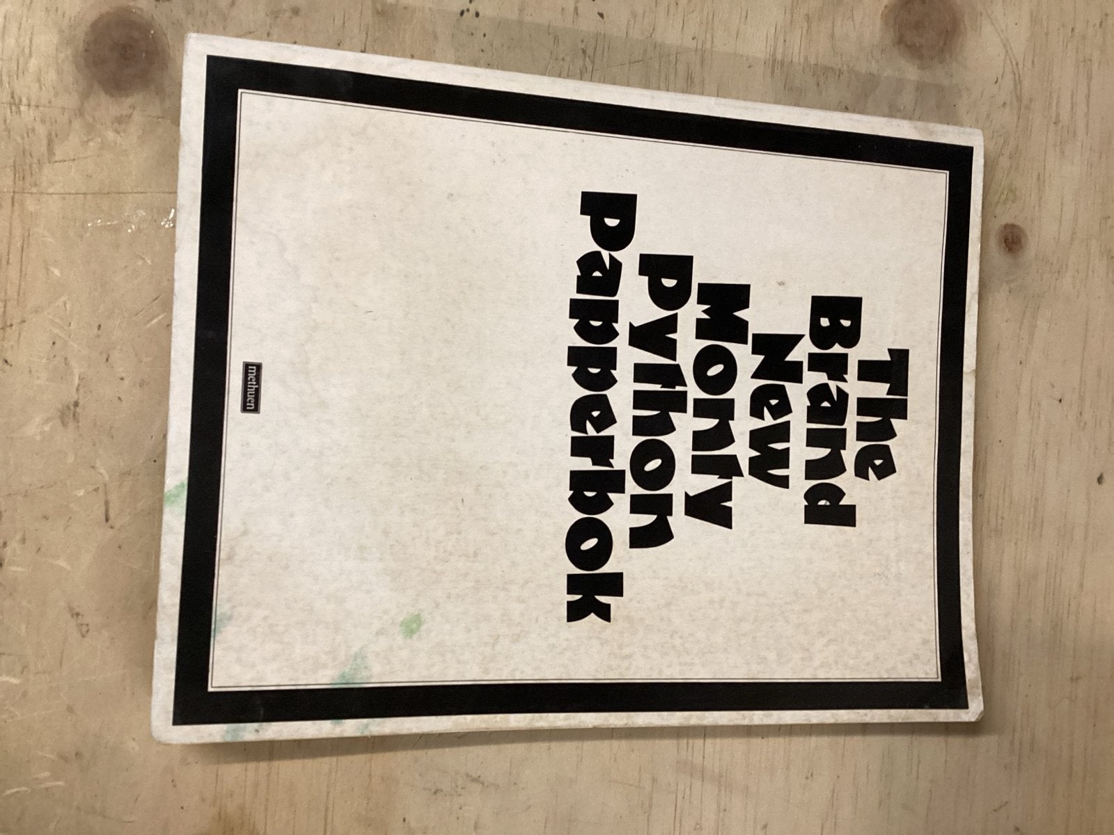The Brand New Monty Python Papperbok boek, Verzenden, Gelezen