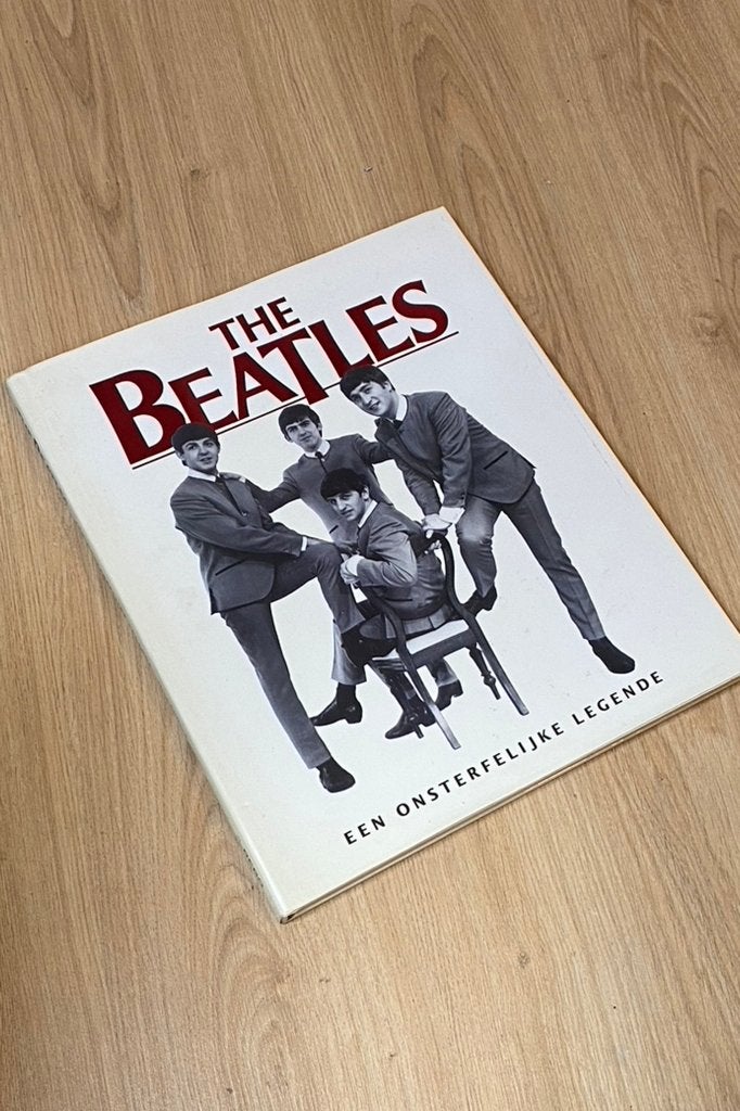 The Beatles: Een Onsterfelijke Legende Boek, Onbekend, Artiest, Ophalen of Verzenden, Zo goed als nieuw