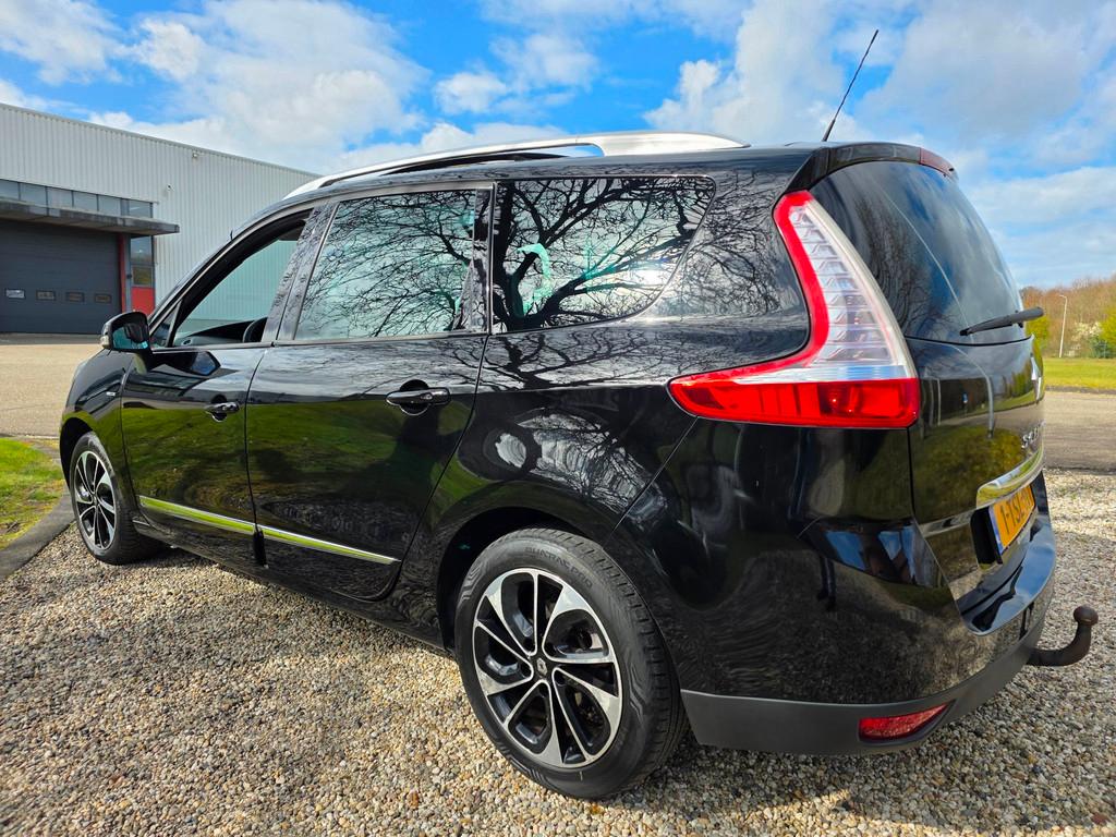 Renault Grand Scénic 2.0 Bose AUTOMAAT/panorama/XENON, Euro 5, Gebruikt, 4 cilinders, Leder en Stof