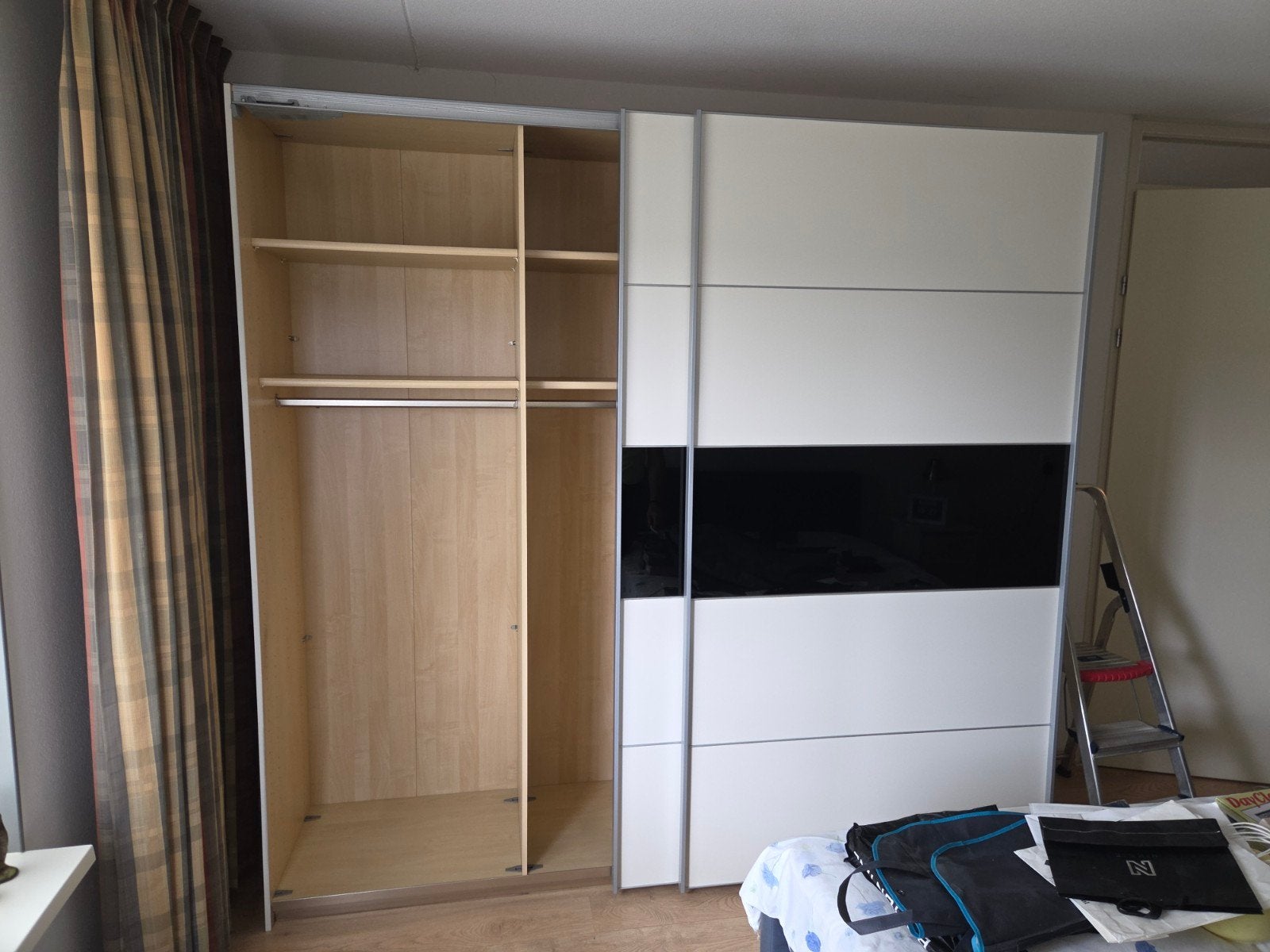 Nette grote kledingkast, Huis en Inrichting, Kasten | Kledingkasten, Ophalen, Gebruikt, 200 cm of meer, 200 cm of meer