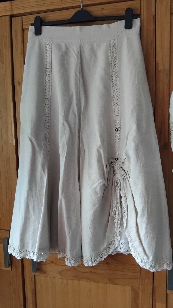 Dirndl rok+mieder, Maat 42/44 (L), Ophalen of Verzenden, Kleding, Overige thema's