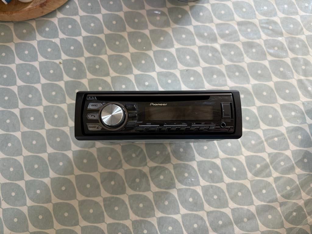 Pioneer DEH-4700BT CD RDS Receiver met Bluetooth, Ophalen of Verzenden, Zo goed als nieuw