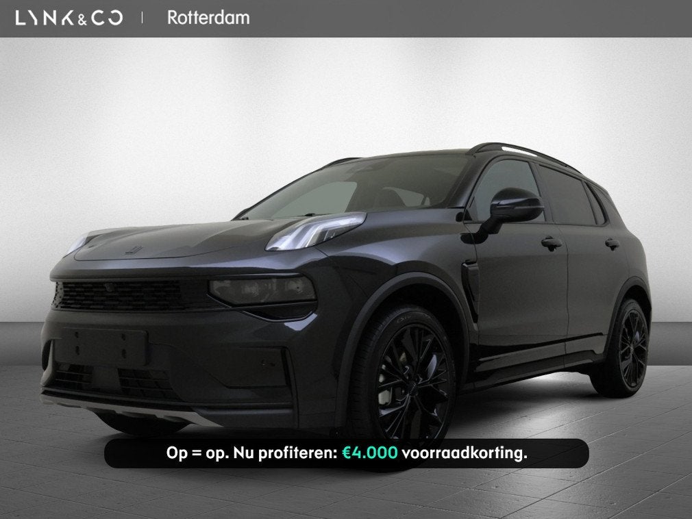 Lynk & Co 01 | MORE | GRATIS TREKHAAK | Panoramadak | 360, Auto's, Automaat, 1800 kg, Zwart, 4 cilinders