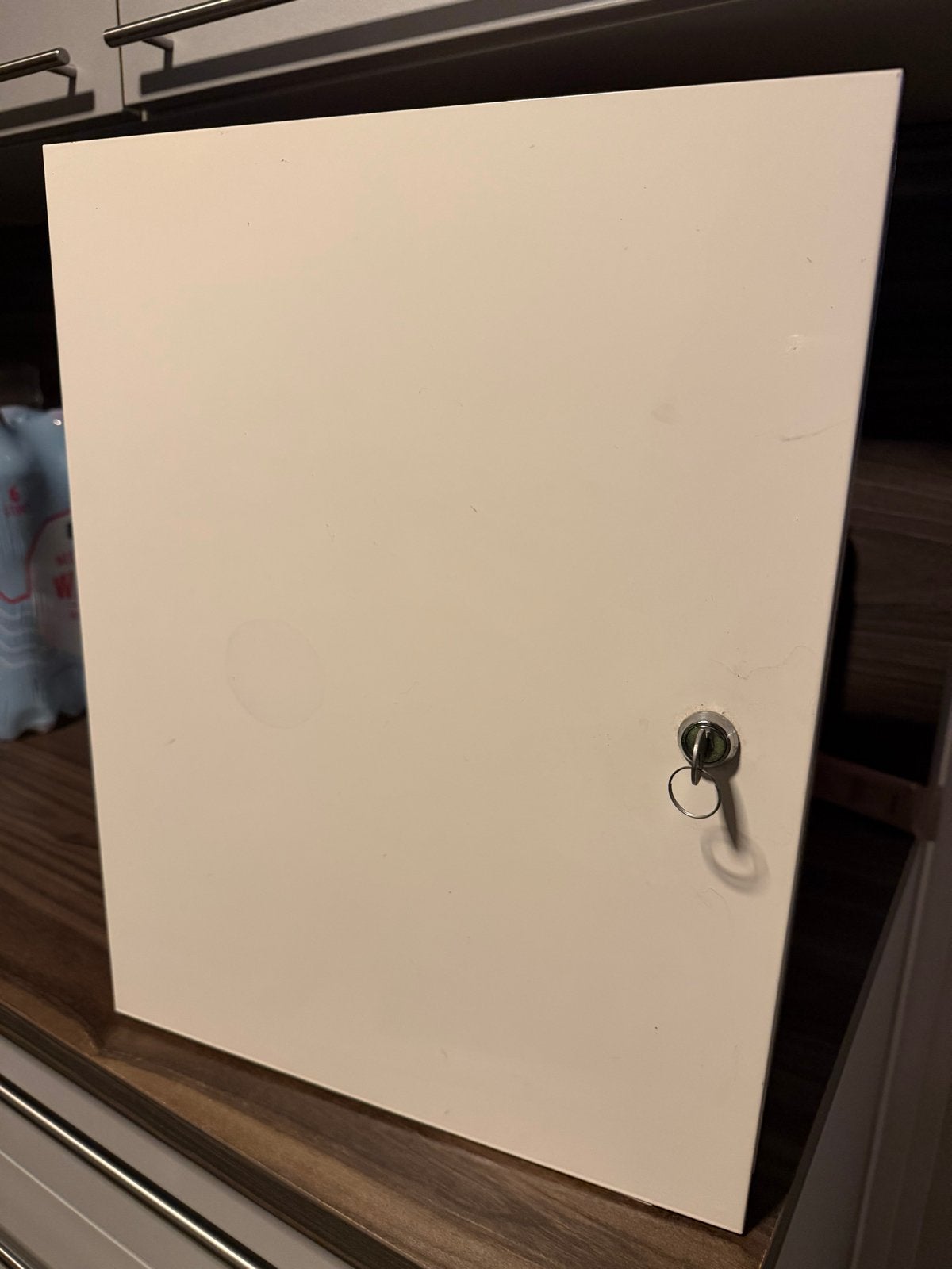 Ikea Atran medicijnkastje met sleutel, Ophalen, Gebruikt