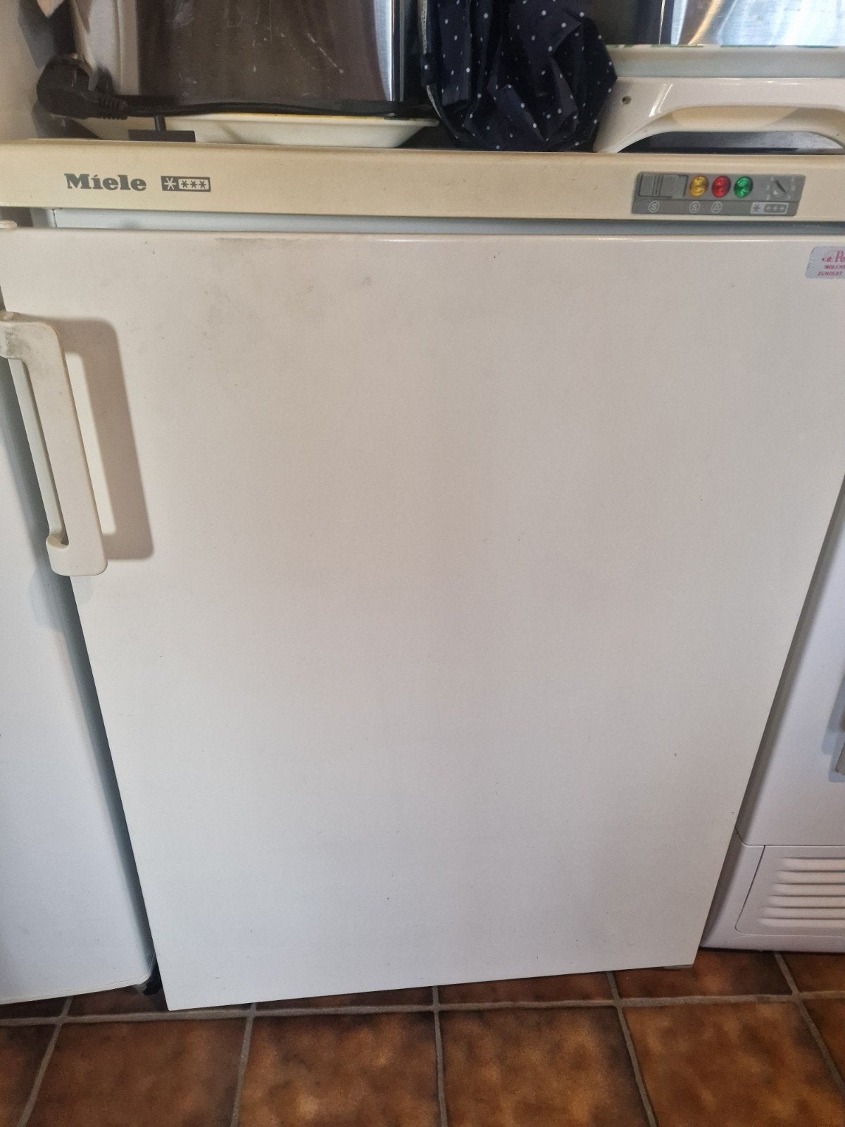 Miele vrieskast met 4 lades - Zo goed als nieuw, Witgoed en Apparatuur, Minder dan 60 cm, Zo goed als nieuw, Vrijstaand, Ophalen