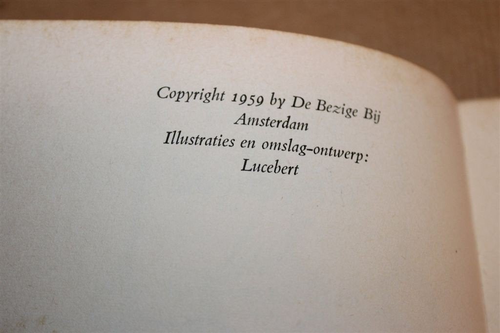 Val voor Vliegengod — Lucebert, Gedichten +Illustraties 1959, Boeken, Ophalen of Verzenden, Gelezen