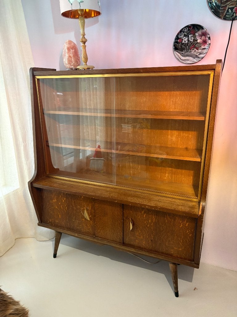 Antieke kast, Ophalen