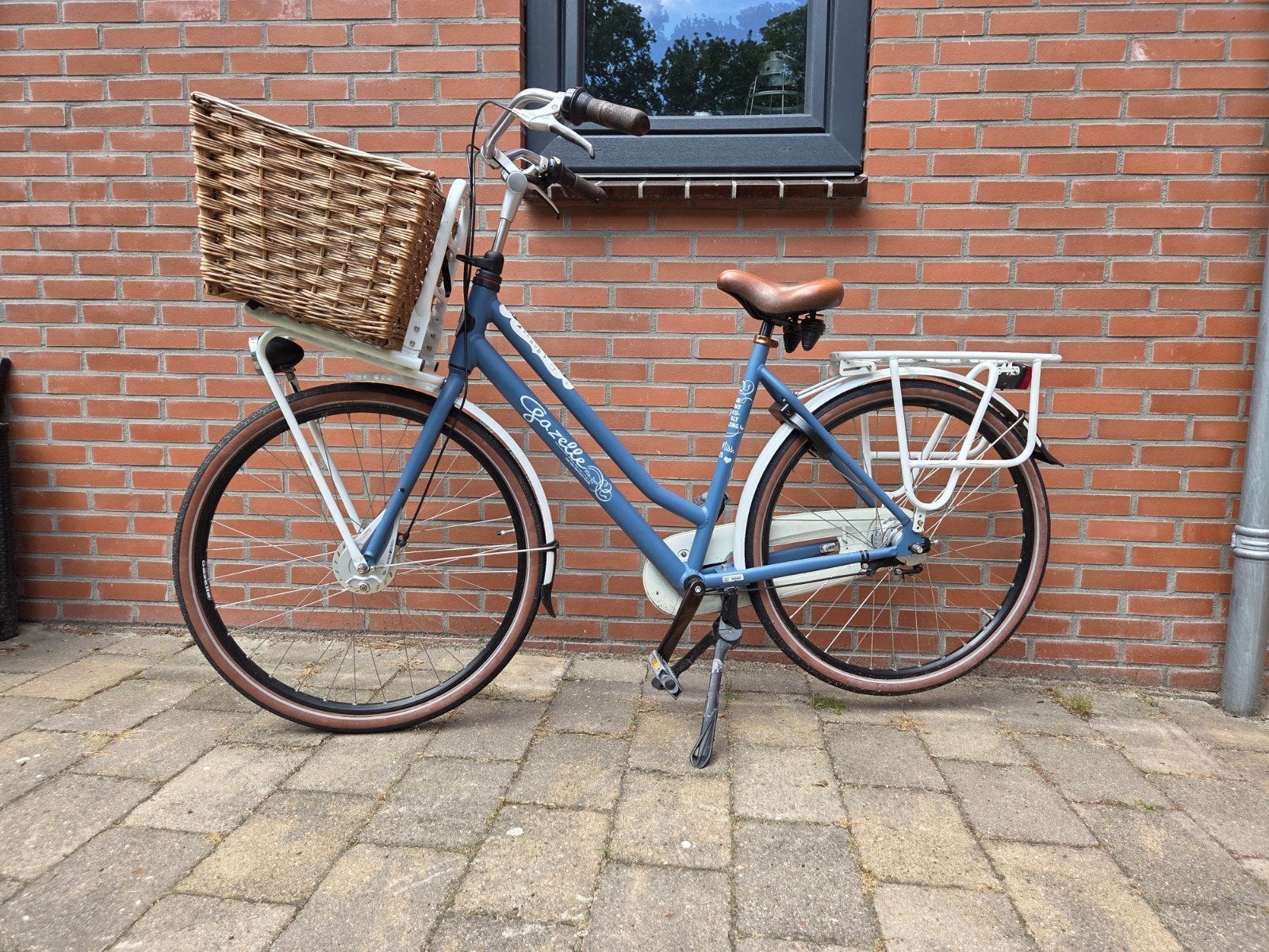 Gazelle Miss Grace damesfiets met mand en voordrager, Fietsen en Brommers, Ophalen, Versnellingen, Gazelle, Trommelrem