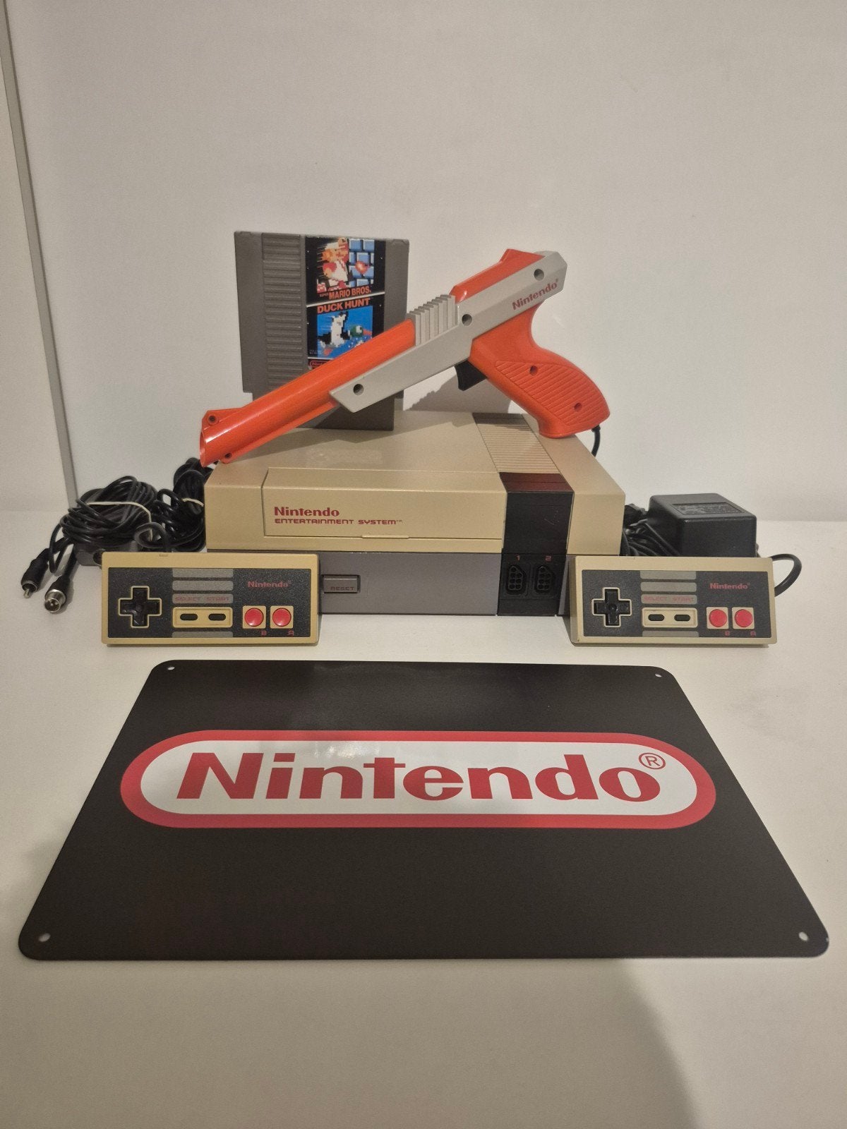 nintendo entertainment set, Spelcomputers en Games, Spelcomputers | Nintendo NES, Gebruikt, Met 2 controllers, Met games, Met zapper/pistool