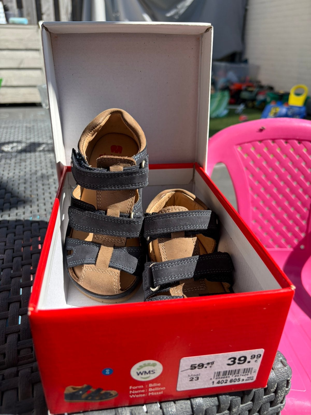 Elefant sandalen, Ophalen of Verzenden, Zo goed als nieuw, Meisje, Schoentjes
