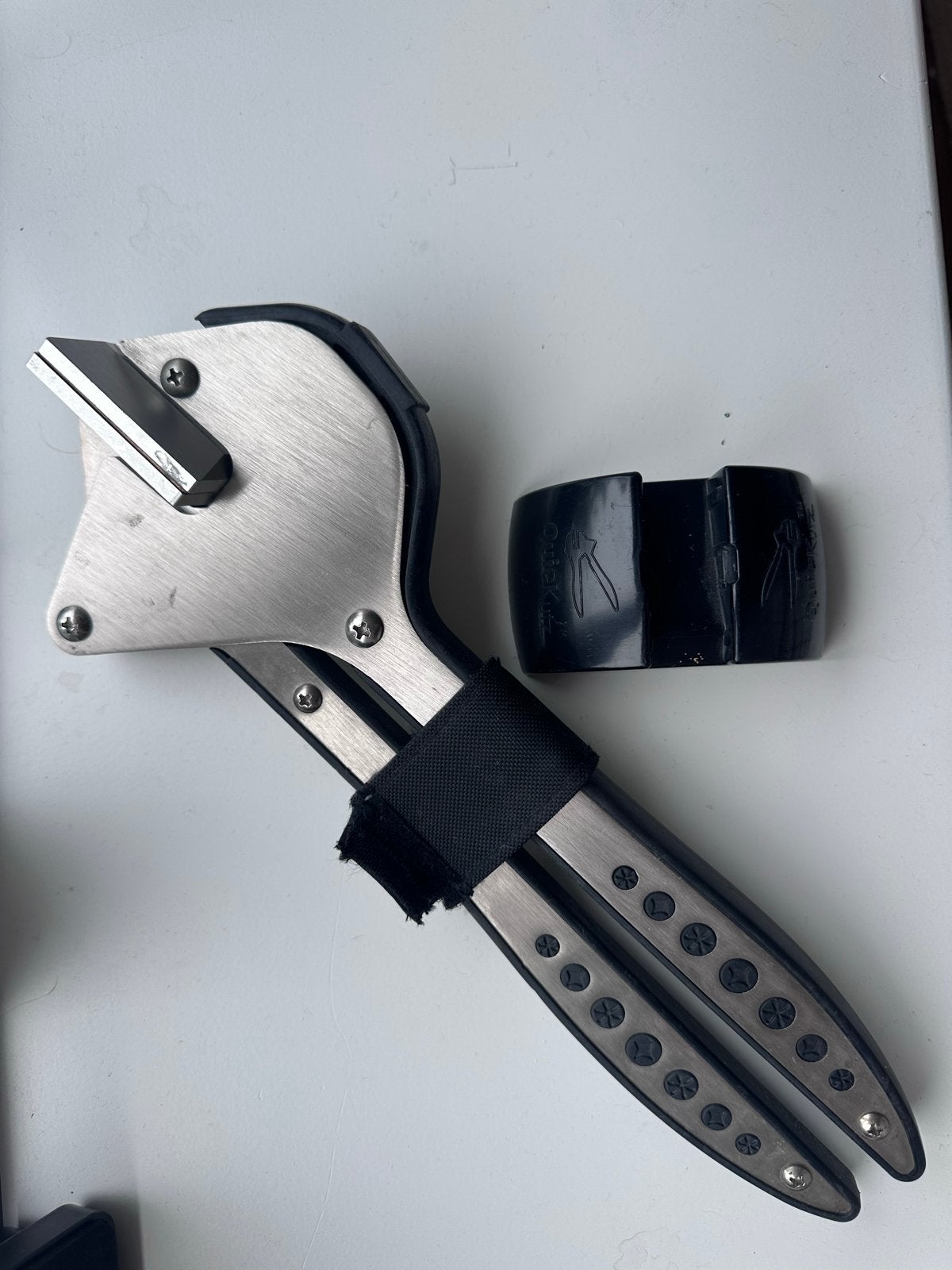 QuicKutz Squeeze Handheld Die-Cutting & Embossing Tool, Ophalen of Verzenden, Gebruikt, Gereedschap of Toebehoren