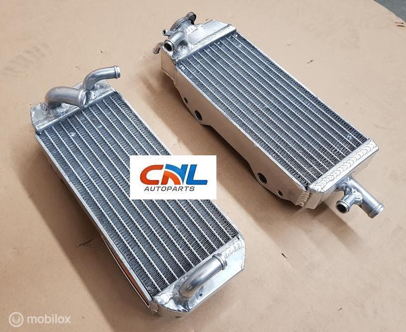 Radiateur SUZUKI RM125T RM125V RM 125 T/V MODEL 1996-1997, Nieuw, Ophalen of Verzenden