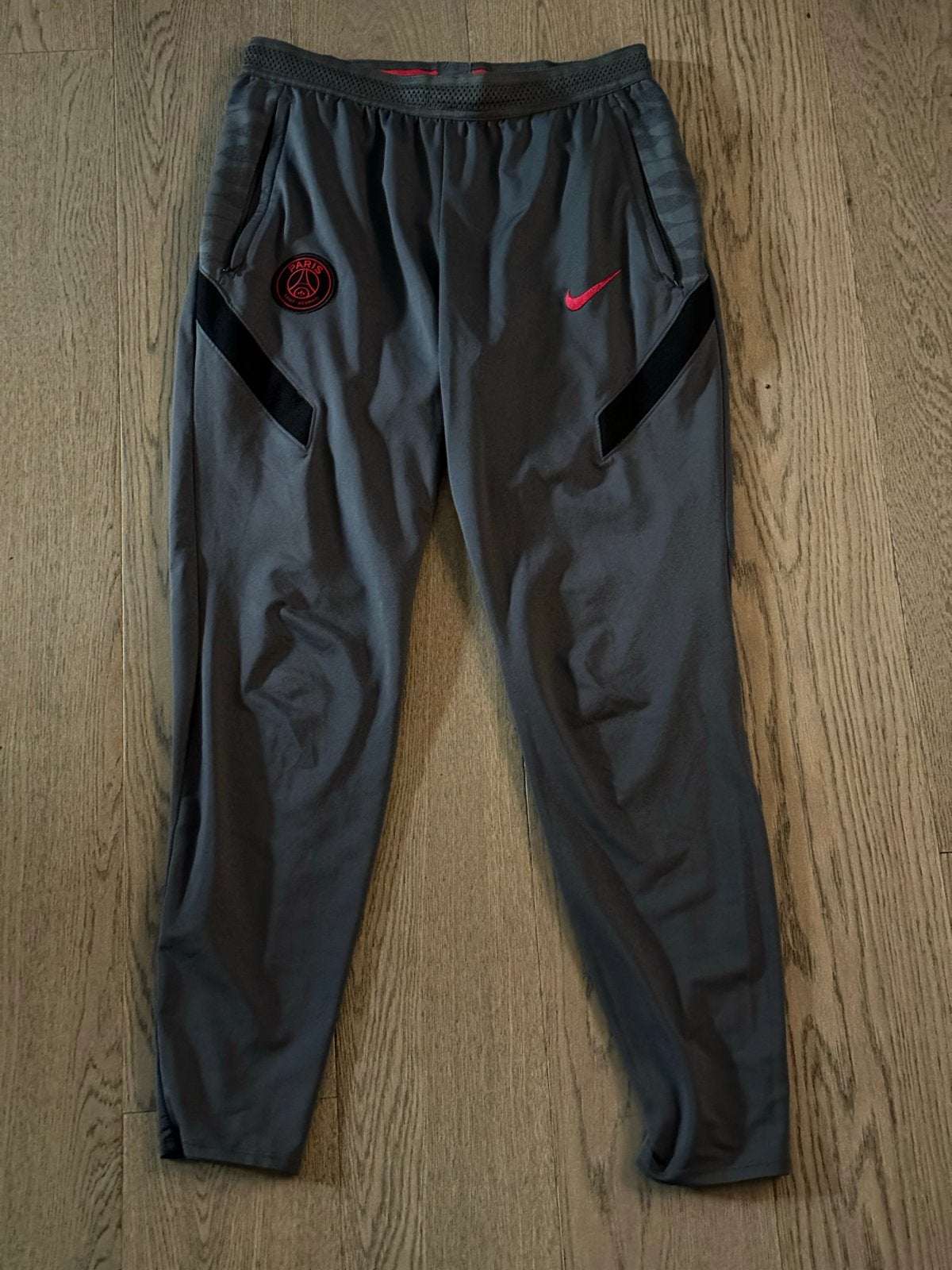 Nike PSG Dri-FIT Trainingsbroek Maat M, Kleding | Heren, Sportkleding, Maat 48/50 (M), Ophalen of Verzenden, Zo goed als nieuw