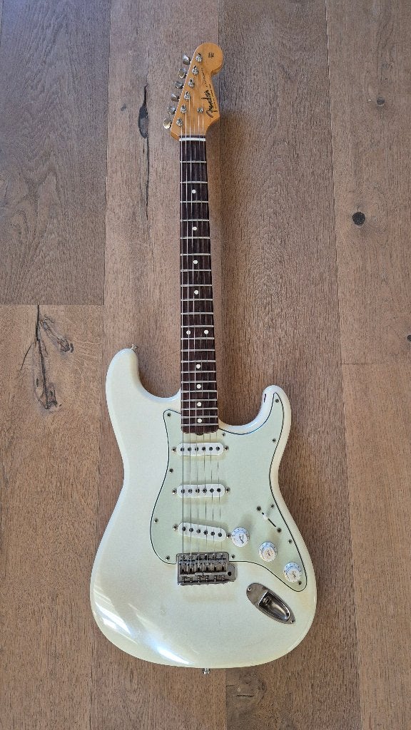 Fender Japan Stratocaster 1983 - vintage MIJ, Muziek en Instrumenten, Snaarinstrumenten | Gitaren | Elektrisch, Ophalen, Gebruikt