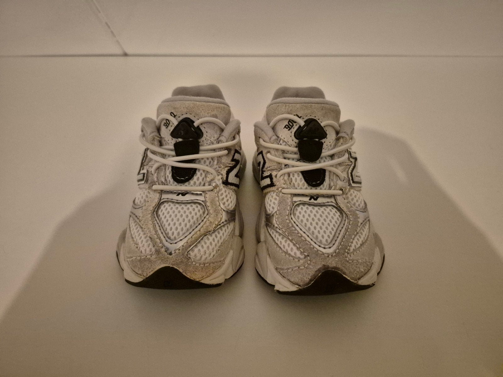 new balance 9060 , maat 24/25, Kinderen en Baby's, Schoentjes, Ophalen of Verzenden, Zo goed als nieuw, New Balance