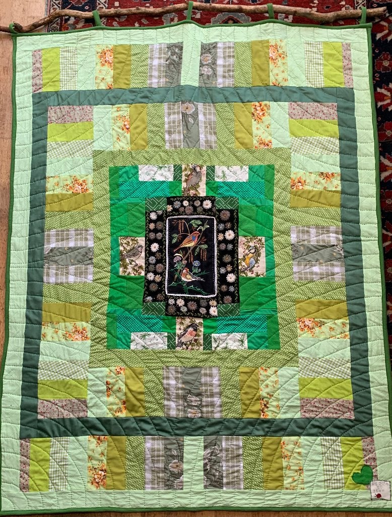 Groene patchwork deken met geborduurde vogels, Ophalen of Verzenden, Nieuw