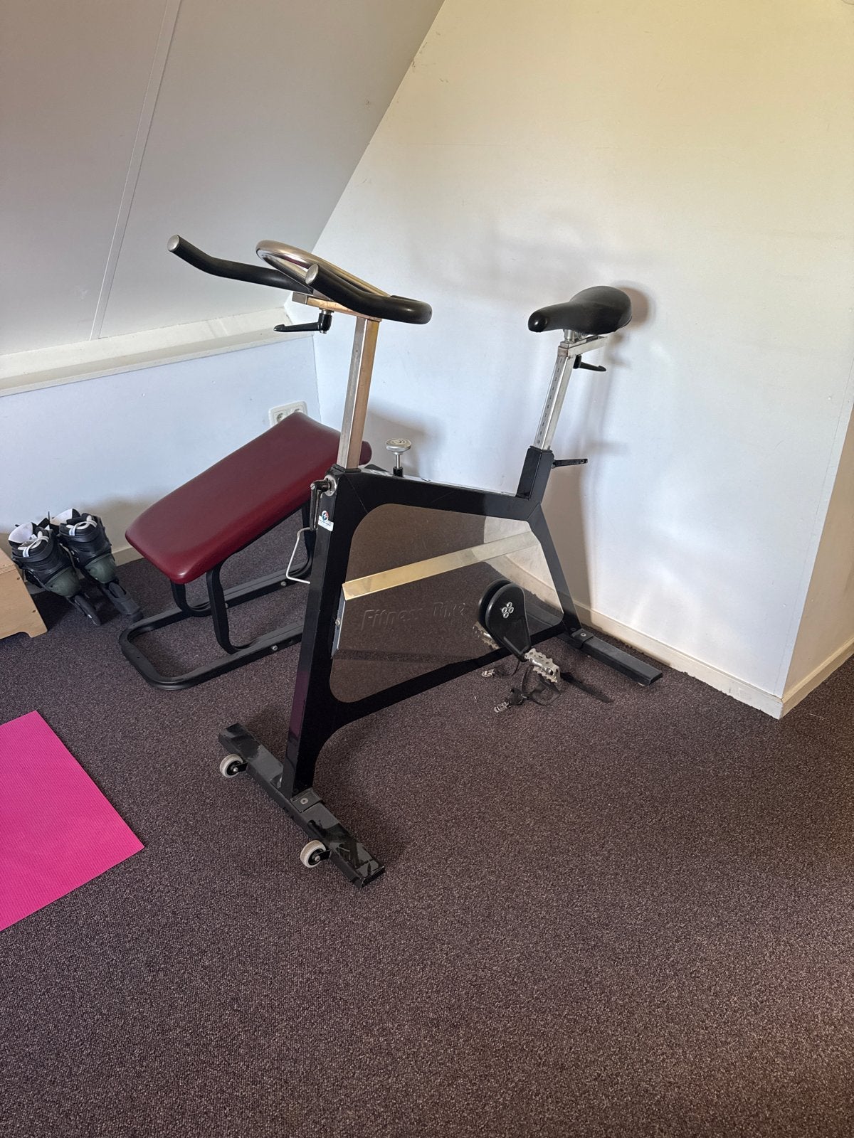 Fitness Bike - Hometrainer, Ophalen, Gebruikt, Metaal, Benen