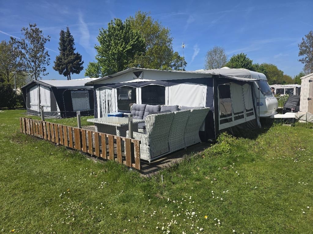 Te koop Nette hobby 5.40 met seizoensplaats kurenpolder, Caravans en Kamperen, Magnetron, Rondzit, Hobby, Frans bed
