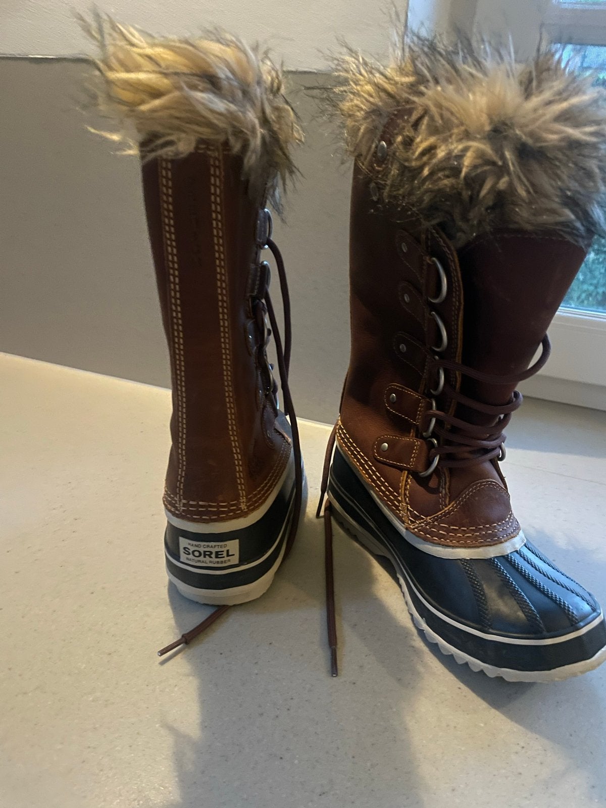Sorel Snowboots Maat 36 - Bruin met nepBont, Kleding | Dames, Ophalen, Gedragen, Bruin, Snowboots