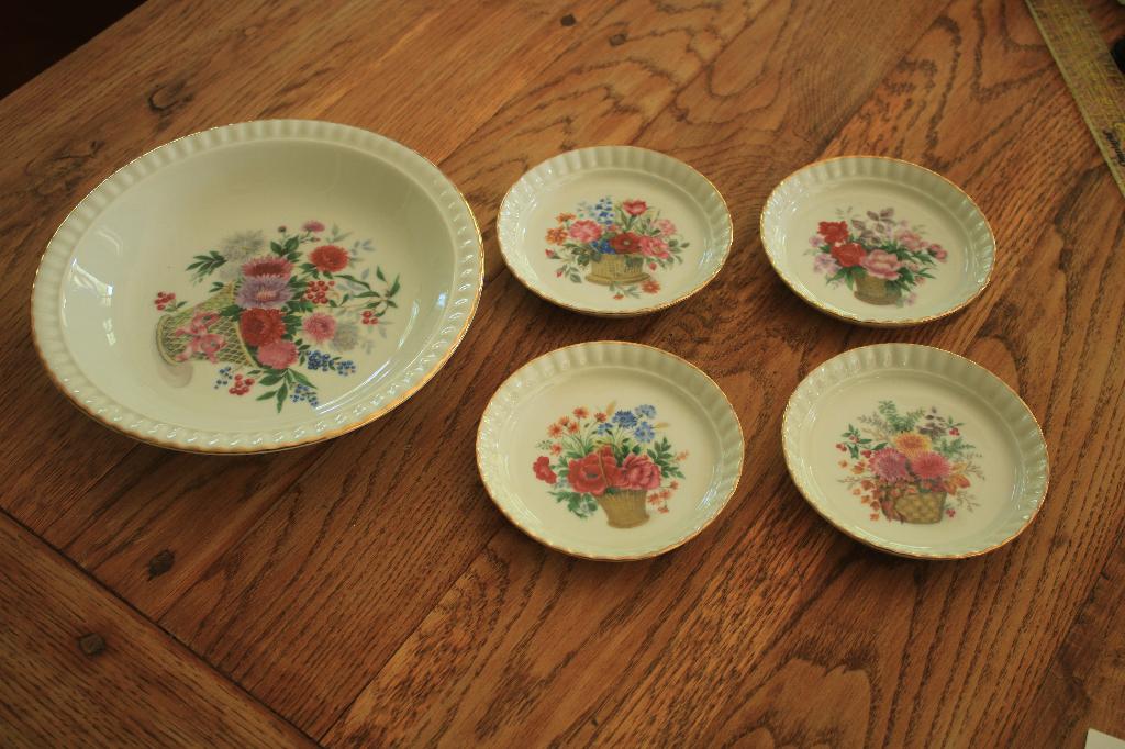 Vintage Bareuther Waldsassen Bavaria petit four set, Huis en Inrichting, Keuken | Servies, Ophalen of Verzenden, Porselein, Overige stijlen