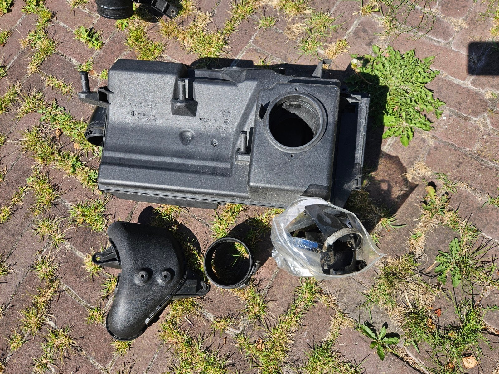 Ford Focus ST mk2 st225 luchtfilterhuis en slangen, Ophalen of Verzenden, Gebruikt, Volvo