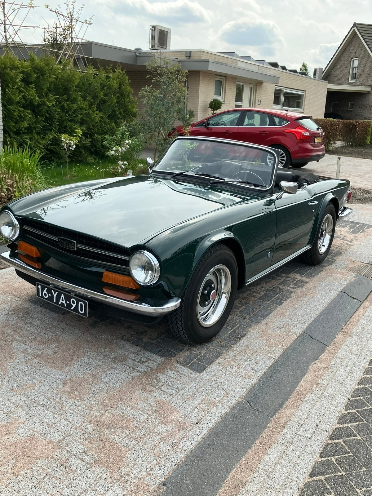 Triumph TR6 2.5 1973 Groen, Auto's, Triumph, Zwart, Cabriolet, 2498 cc, Leder