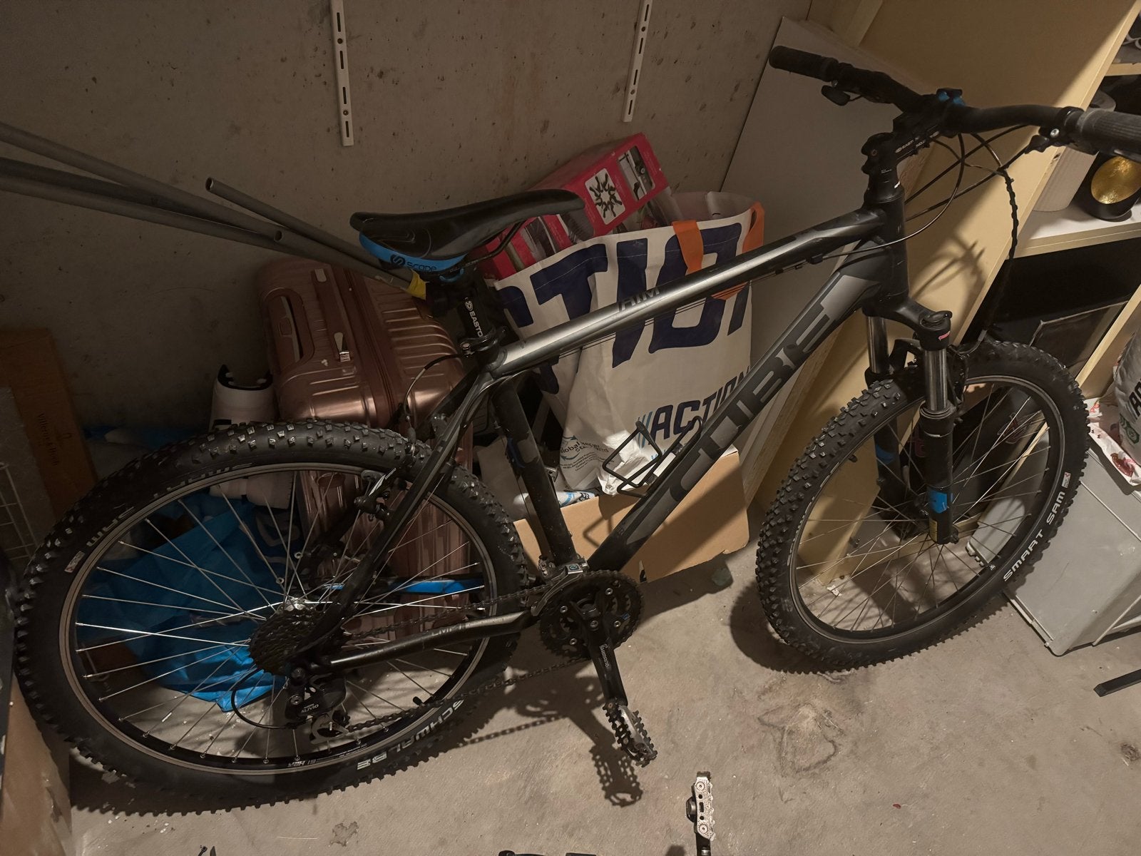 Cube fiets met nieuw achterwiel (1.70m-1.75m), 53 tot 57 cm, Ophalen, Zo goed als nieuw, Overige merken