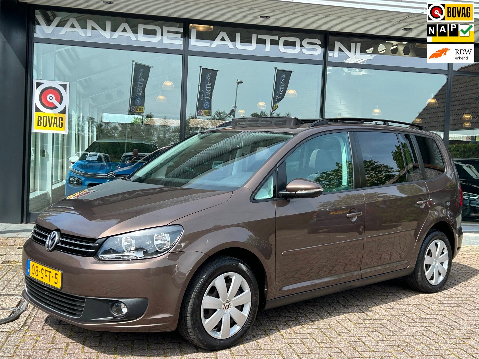 Volkswagen Touran 1.4 TSI Comfortline Aut. Pano Navi Clima C, Auto's, Volkswagen, Euro 5, Gebruikt, Zwart, 4 cilinders