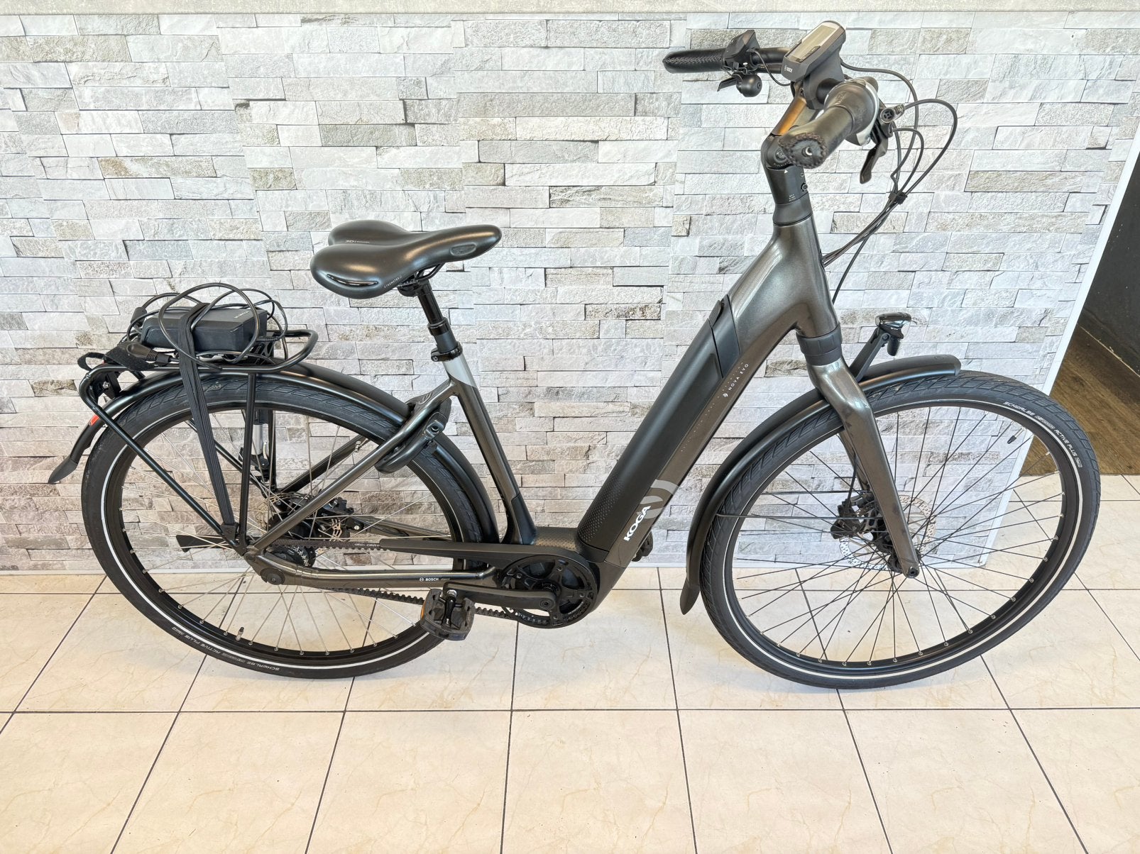 NIEUWSTAAT KOGA E-Nova TOTAAL 2600km Bosch Active Line Plus, Zo goed als nieuw, /, Ophalen, Overige merken