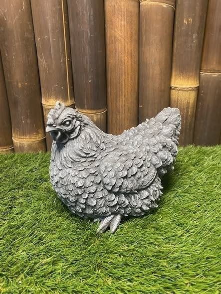 Zittende kip, Ophalen, Nieuw, Beton, Dierenbeeld
