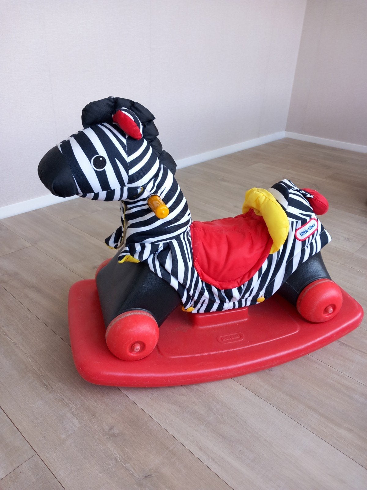 Hobbelpaard little tikes hobbelen en rijden, Ophalen, Gebruikt, Auto, Met wieltjes