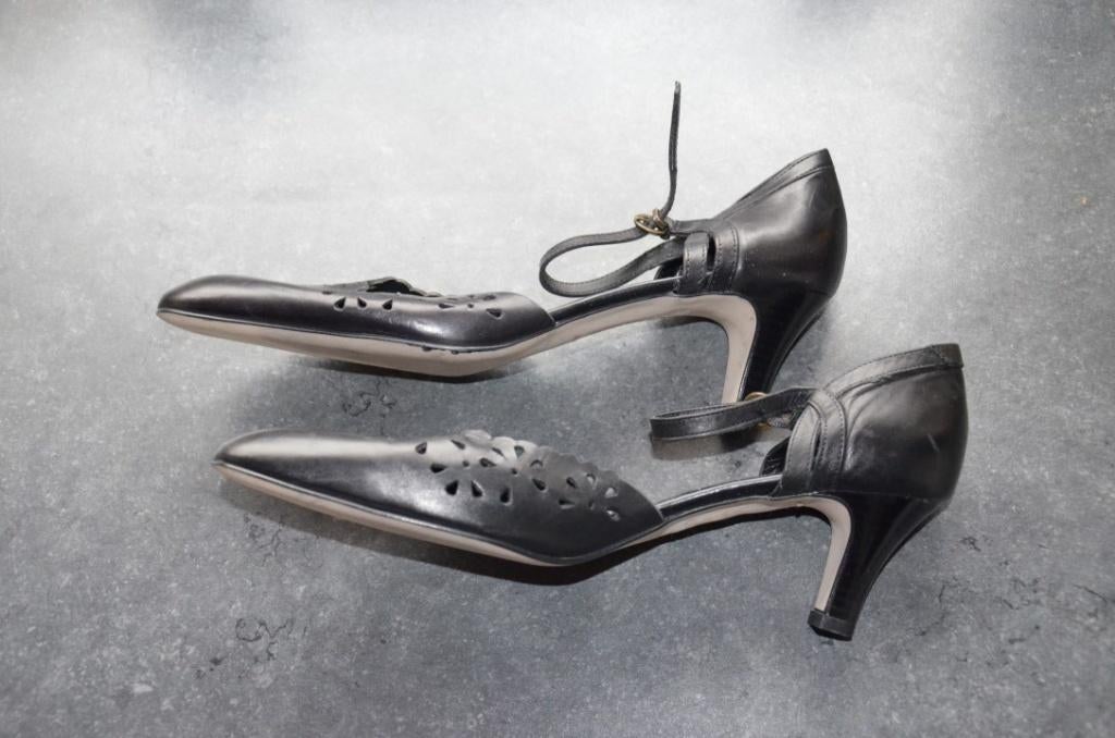 mooie nieuwe zwarte schoenen met hak maat 41 Anita, Schoenen met lage hakken, Zwart, Nieuw, Ophalen of Verzenden