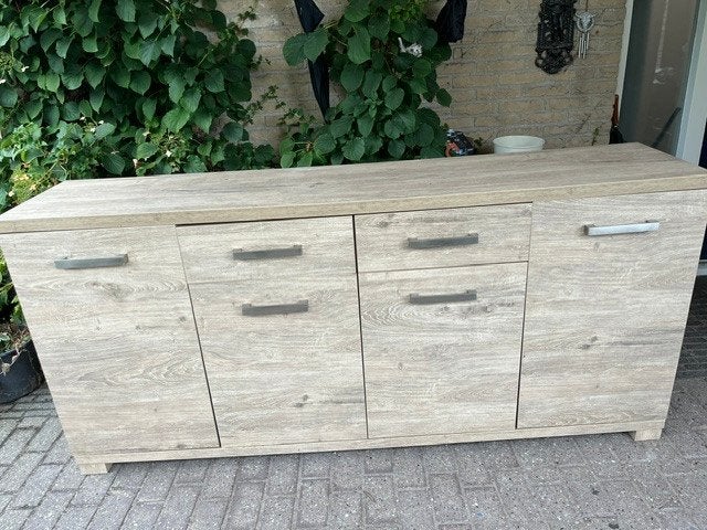 Buffetkast, Huis en Inrichting, Ophalen, Overige materialen, Gebruikt, 150 tot 200 cm