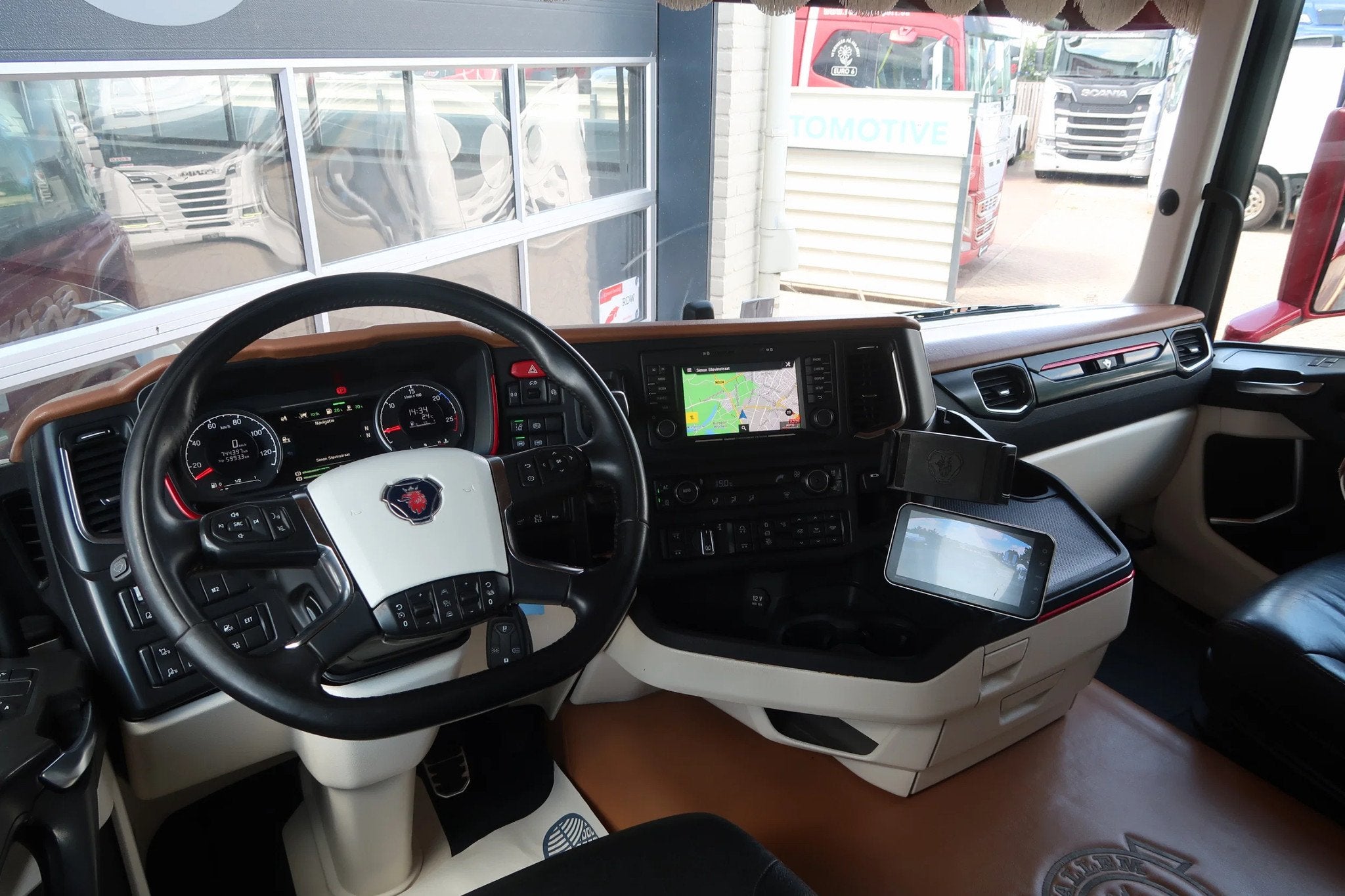 Scania R580 V8 NGS RETARDER/ FULL AIR/ HYDRAULICS/ ACC, Automaat, Euro 6, Scania, Stoelverwarming