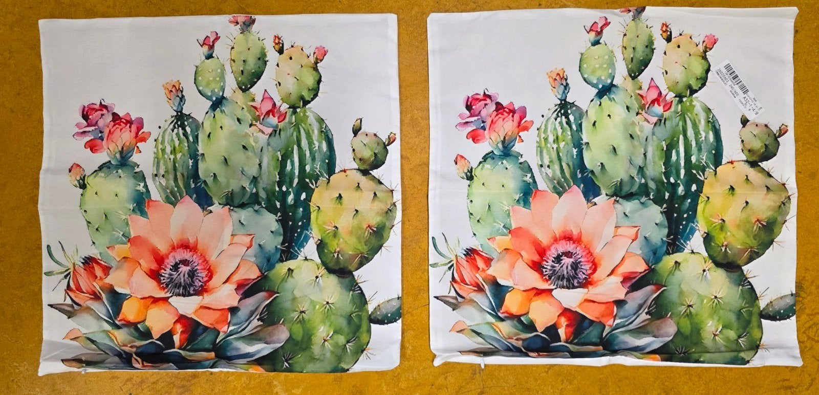 2X Nieuwe kussenhoes CACTUS. ( keuze uit 3 sets), Huis en Inrichting, Meerkleurig, Nieuw, Ophalen of Verzenden, Vierkant