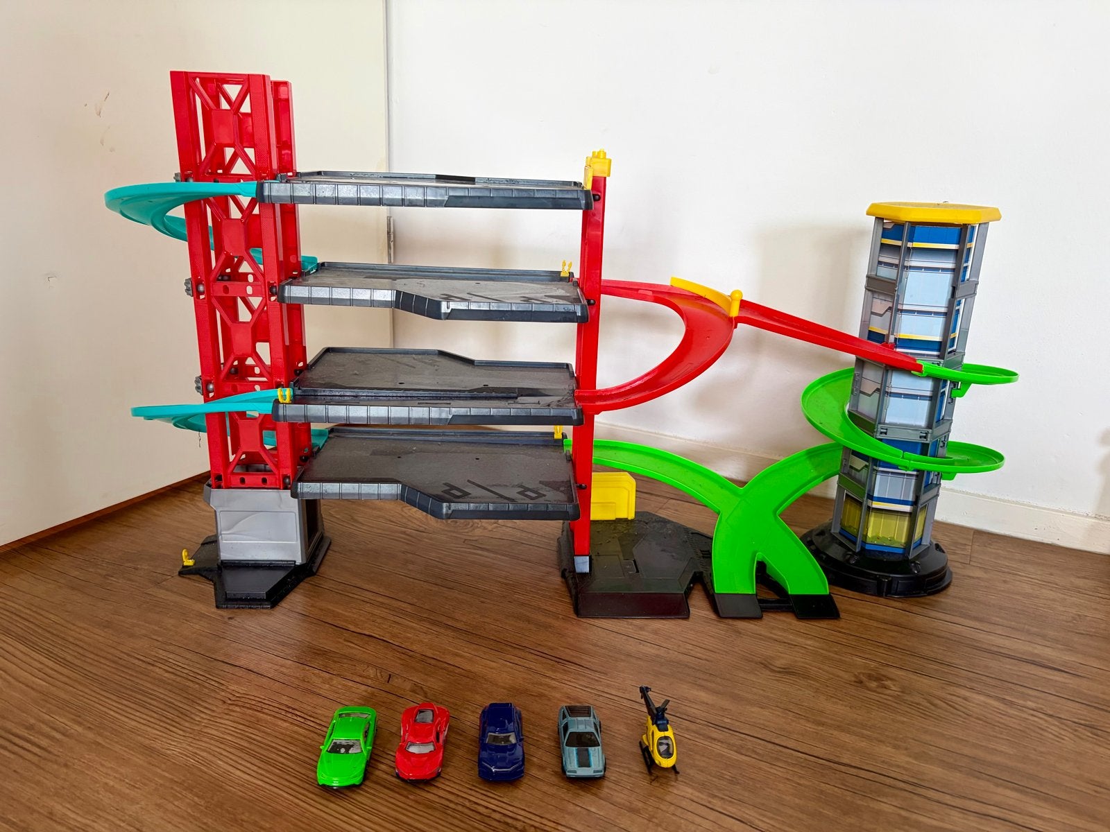 Dicky Toys speelgoedgarage met bijpassnde auto’s, Kinderen en Baby's, Ophalen of Verzenden, Gebruikt