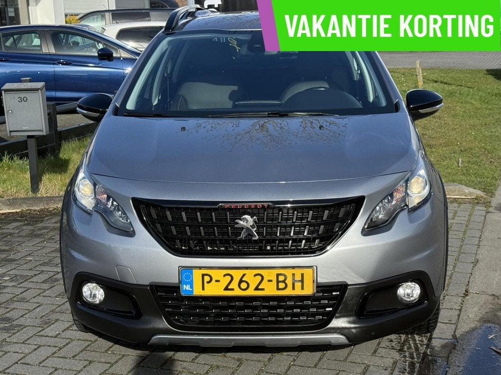 Peugeot 2008 1.2 PureTech Active AUTOMAAT Gt Line 1/2 leder, Auto's, Peugeot, 1199 cc, Met garantie (alle), 49 €/maand, 1125 kg